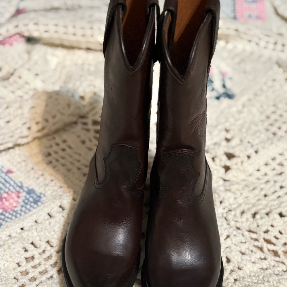 FRYE AND CO. Rich Brown Leather Heeled Boots